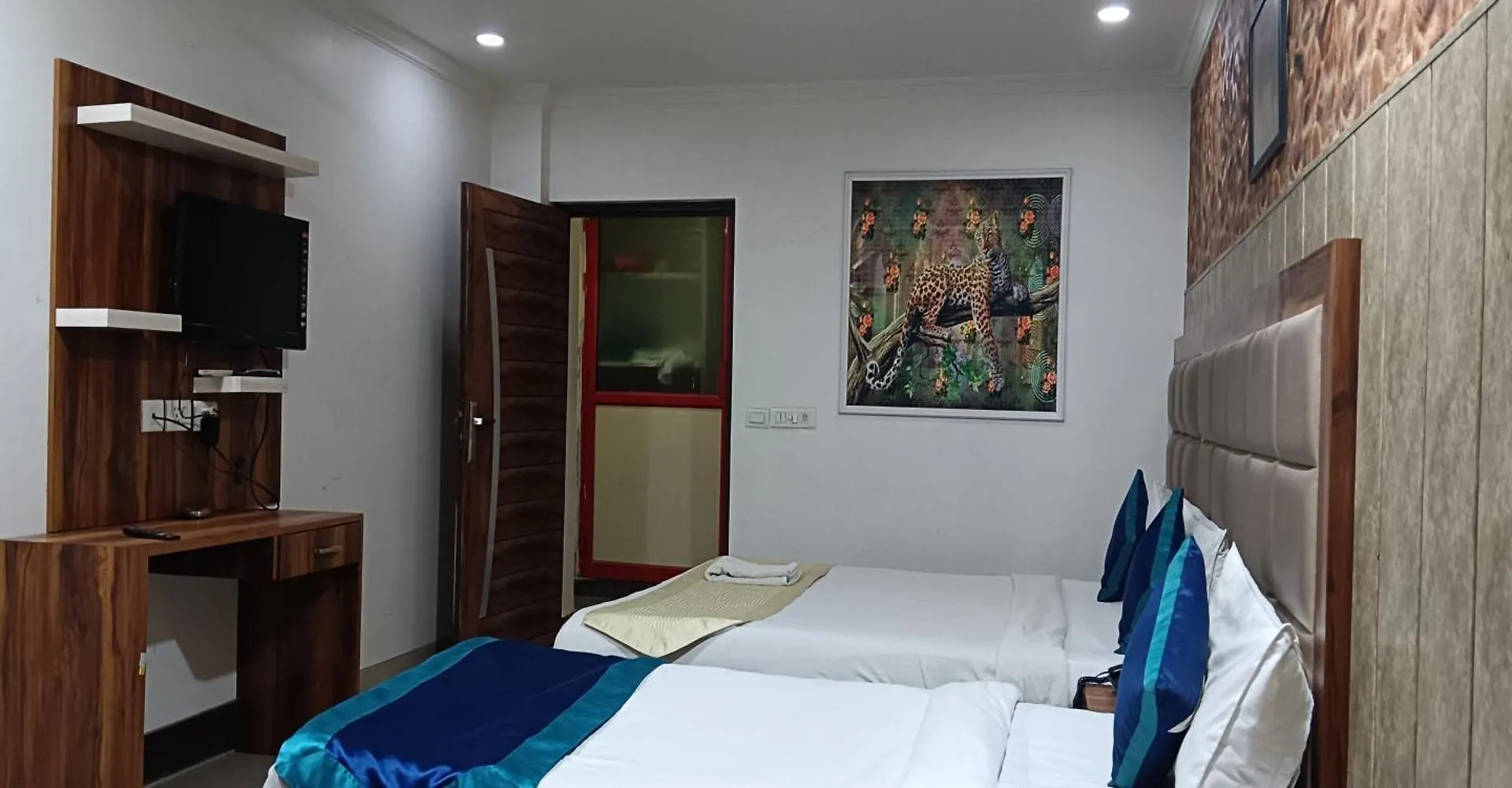 Hotel Rts Plaza Near Igi Airport New Delhi
