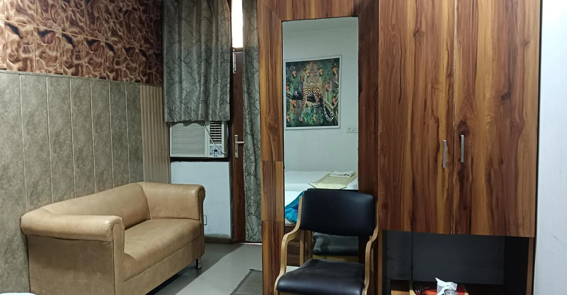 Hotel Rts Plaza Near Igi Airport New Delhi